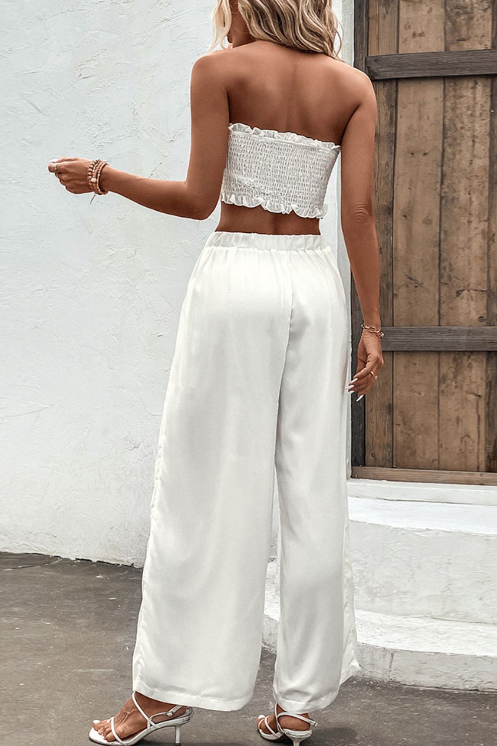Conjunto de pantalón de pernera ancha y top de tubo fruncido