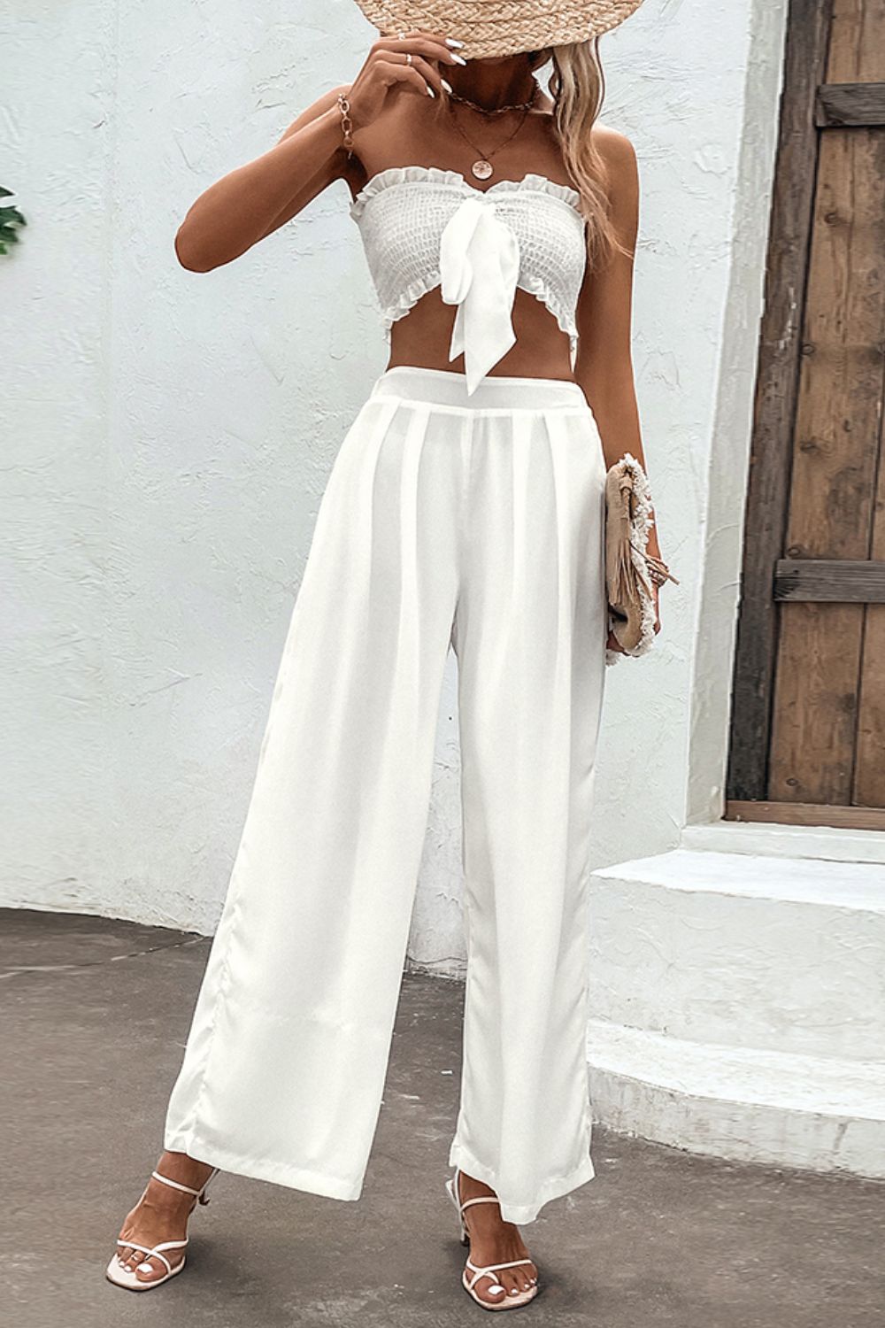 Conjunto de pantalón de pernera ancha y top de tubo fruncido